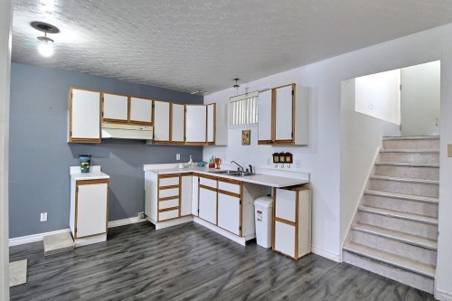 Cuisine - 73 Rue Des Cèdres, Lebel-Sur-Quévillon, QC - Indoor Photo Showing Kitchen With Double Sink