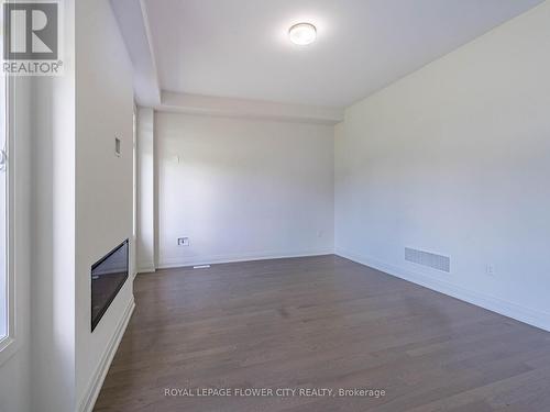 26 Hummingbird Grove, Adjala-Tosorontio, ON - Indoor Photo Showing Other Room