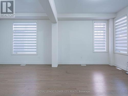 26 Hummingbird Grove, Adjala-Tosorontio, ON - Indoor Photo Showing Other Room