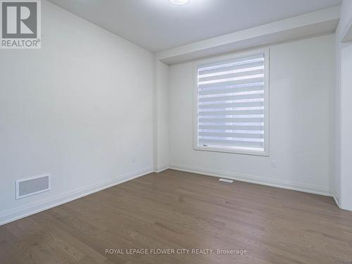 26 Hummingbird Grove, Adjala-Tosorontio, ON - Indoor Photo Showing Other Room