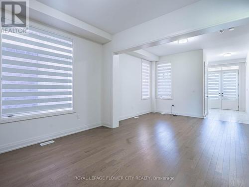 26 Hummingbird Grove, Adjala-Tosorontio, ON - Indoor Photo Showing Other Room