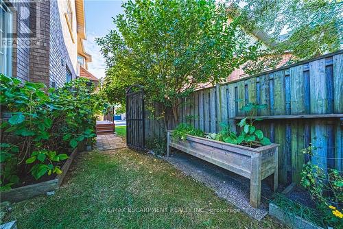 55 Morwick Drive, Hamilton, ON - Outdoor