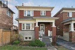 115 WANLESS AVENUE  Toronto, ON M4N 1W1