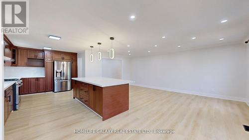 1882 Shadybrook Drive, Pickering, ON - Indoor Photo Showing Kitchen