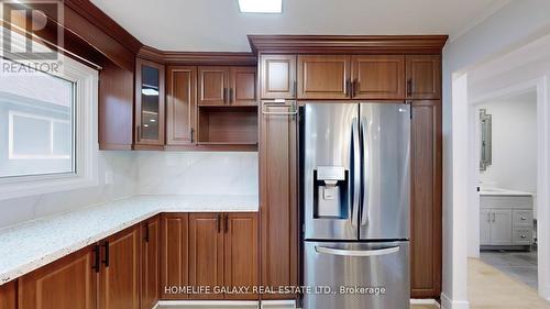 1882 Shadybrook Drive, Pickering, ON - Indoor Photo Showing Kitchen