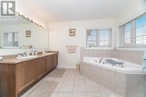 51 Larson Peak Road, Caledon, ON - Indoor Photo Showing Bathroom