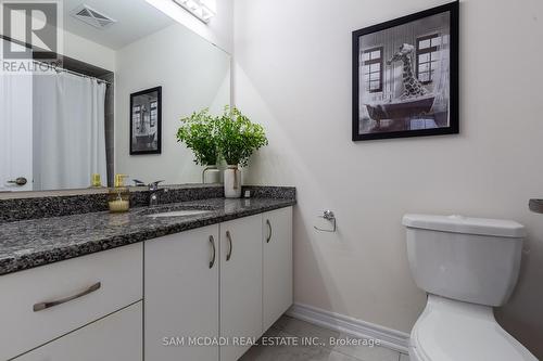156 Watson Parkway N, Guelph, ON - Indoor Photo Showing Bathroom