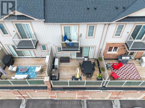 156 Watson Parkway N, Guelph, ON - Outdoor With Exterior