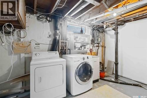 1516 Isabella Street E, Saskatoon, SK - Indoor Photo Showing Laundry Room
