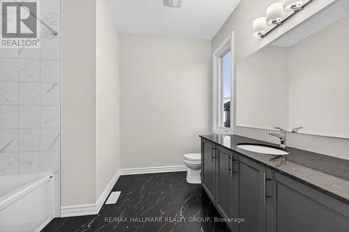 Ensuite bath - 258 Sapling Grove, Ottawa, ON - Indoor Photo Showing Bathroom