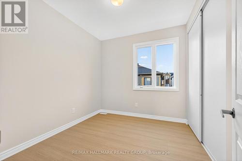 Bedroom $4 - 258 Sapling Grove, Ottawa, ON - Indoor Photo Showing Other Room
