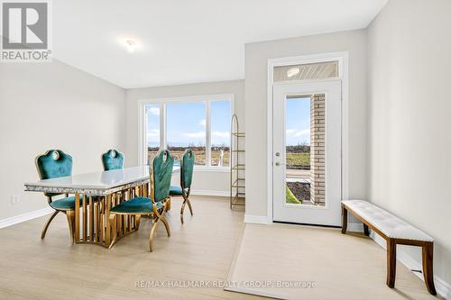 Dining room - 258 Sapling Grove, Ottawa, ON - Indoor Photo Showing Dining Room