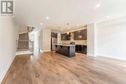 1166 Cope Drive, Ottawa, ON - Indoor Photo Showing Kitchen