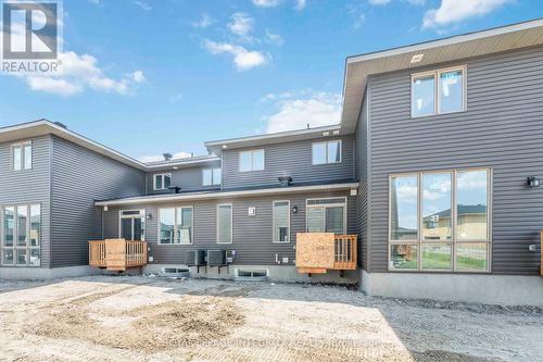 1166 Cope Drive, Ottawa, ON - Outdoor