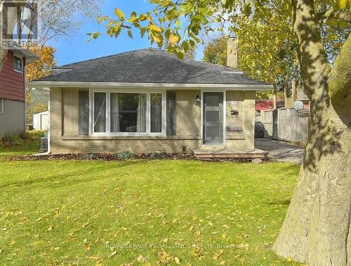 16 Lee Avenue, Belleville (Belleville Ward), ON - Outdoor With Deck Patio Veranda