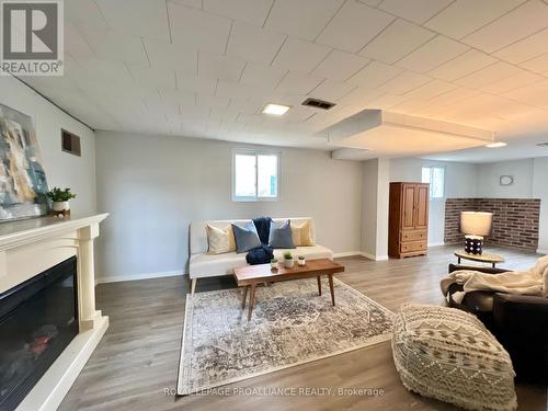 16 Lee Avenue, Belleville (Belleville Ward), ON - Indoor With Fireplace