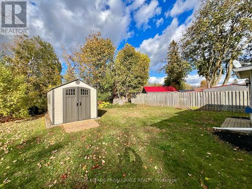 16 Lee Avenue, Belleville (Belleville Ward), ON - Outdoor