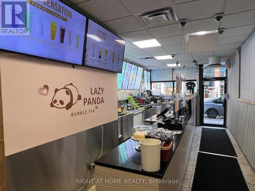 A - 174 Rideau S Street, Ottawa, ON 