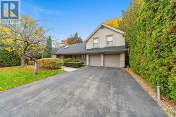 154 OLD YONGE STREET  Toronto, ON M2P 1P9