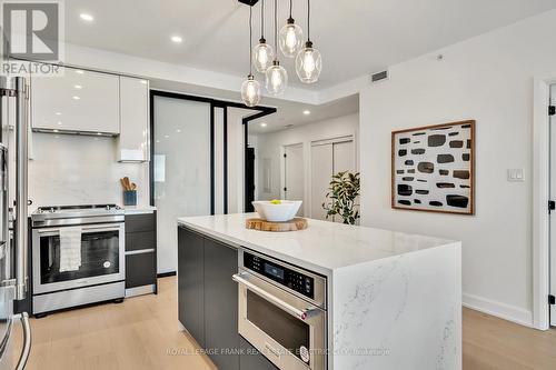 502 - 195 Hunter Street E, Peterborough (Ashburnham Ward 4), ON - Indoor Photo Showing Kitchen With Upgraded Kitchen