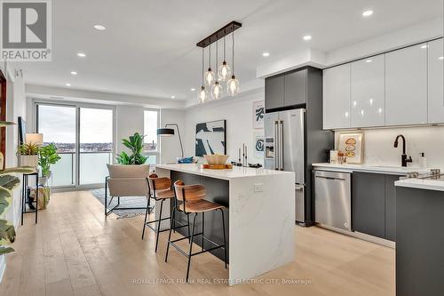 502 - 195 Hunter Street, Peterborough (Ashburnham Ward 4), ON - Indoor Photo Showing Kitchen With Upgraded Kitchen