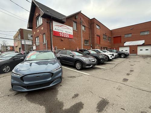 Commerce - 10355 Av. Armand-Lavergne, Montréal (Montréal-Nord), QC 