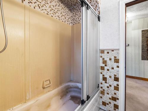 11 Harbour Drive, Dartmouth, NS 