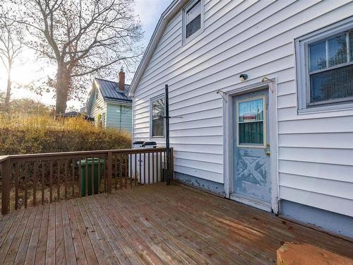 11 Harbour Drive, Dartmouth, NS 