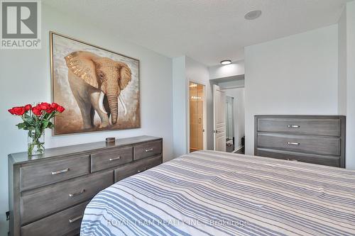2504 - 2230 Lake Shore Boulevard W, Toronto, ON - Indoor Photo Showing Bedroom
