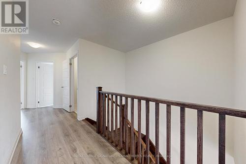 3 - 98 Huguenot Road, Oakville, ON - Indoor Photo Showing Other Room