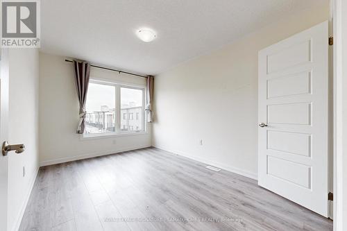 3 - 98 Huguenot Road, Oakville, ON - Indoor Photo Showing Other Room