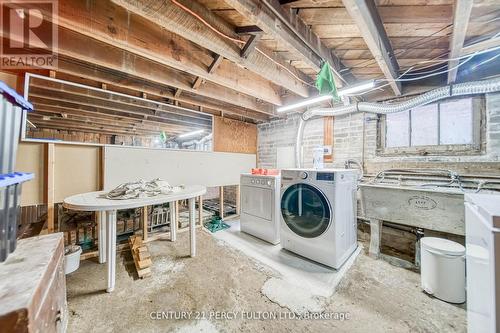 48-50 Scarboro Beach Boulevard, Toronto, ON - Indoor Photo Showing Laundry Room