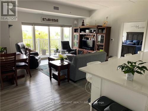312 - 39 Sister Varga Terrace, Hamilton, ON - Indoor Photo Showing Living Room