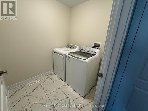 47 Rowlock Street, Welland, ON - Indoor