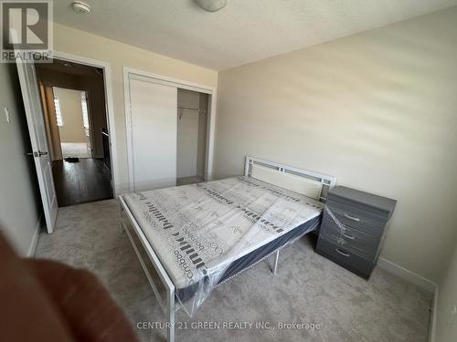 47 Rowlock Street, Welland, ON - Indoor Photo Showing Bedroom