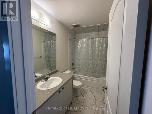 47 Rowlock Street, Welland, ON - Indoor Photo Showing Bathroom