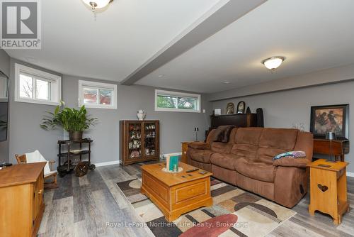 42 Balmoral Crescent, North Bay (Ferris), ON - Indoor