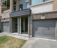 177 SABINA DRIVE  Oakville, ON L6H 0W3