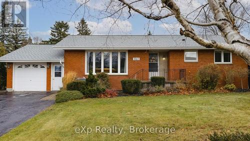 861 Gustavus Street - 861 Gustavus Street, Saugeen Shores, ON - Outdoor