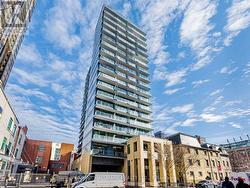 1704 - 105 GEORGE STREET  Toronto, ON M5A 0L4