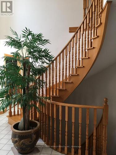 81 Dalmatian Crescent, Toronto, ON - Indoor Photo Showing Other Room