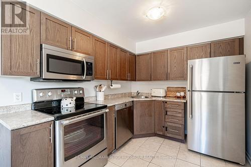 7 - 25 Madelaine Drive, Barrie, ON - Indoor Photo Showing Kitchen With Stainless Steel Kitchen