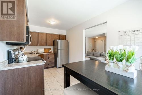 7 - 25 Madelaine Drive, Barrie, ON - Indoor Photo Showing Kitchen
