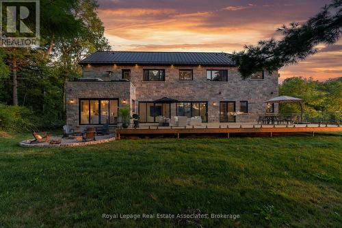 1067 Jerseyville Road W, Hamilton, ON - Outdoor With Deck Patio Veranda