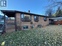 1042 Vine Street  Robson, BC V1N 4V8