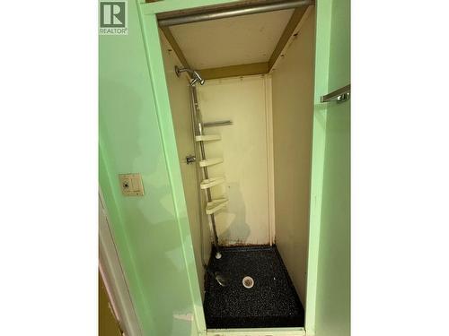 1042 Vine Street, Robson, BC -  Photo Showing Other Room