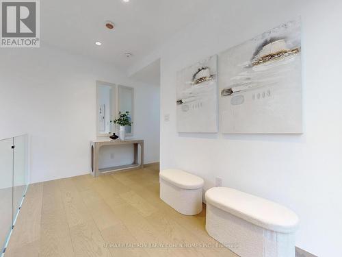 135 Imperial Street, Toronto, ON - Indoor Photo Showing Bathroom