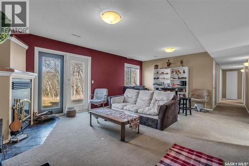 6 Mercier Place, Dundurn Rm No. 314, SK - Indoor Photo Showing Living Room