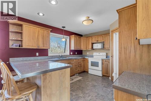 6 Mercier Place, Dundurn Rm No. 314, SK - Indoor Photo Showing Kitchen With Double Sink