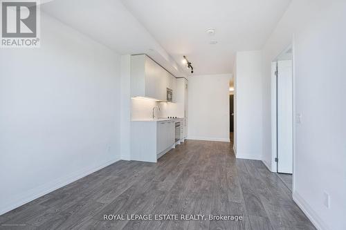 2206 - 286 Main Street, Toronto, ON - Indoor Photo Showing Other Room